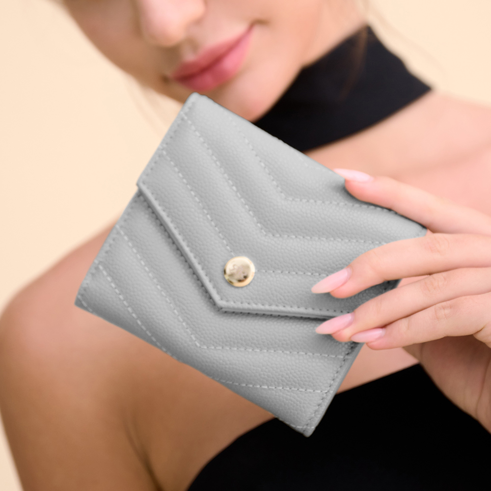 【2R手工真皮】魚子醬牛皮Trendy經典菱格三折短夾 晨煙藍 歷史價格詳細信息