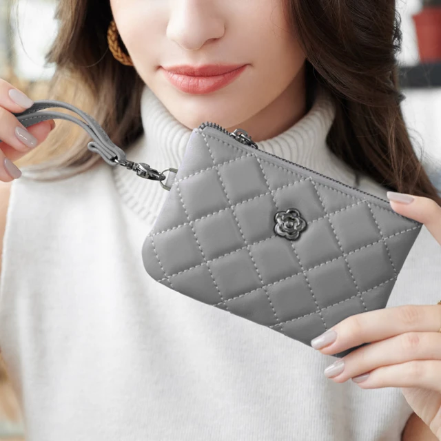 2R 綿霜羊皮KOKO極軟菱格長夾 氣質黑 歷史價格詳細信息