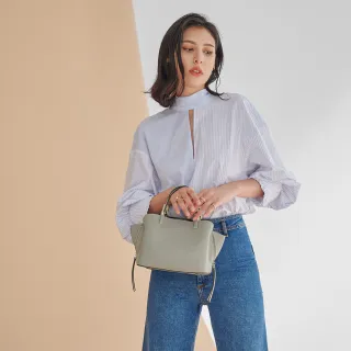 品牌真皮手提肩背帶帶有使用痕跡（上花132） 歷史價格詳細信息