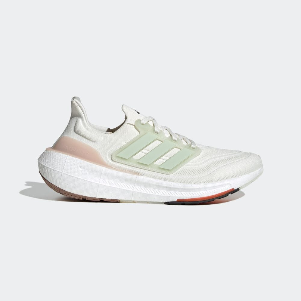 【ADIDAS】ULTRABOOST LIGHT 男 慢跑鞋-HQ6339 歷史價格詳細信息