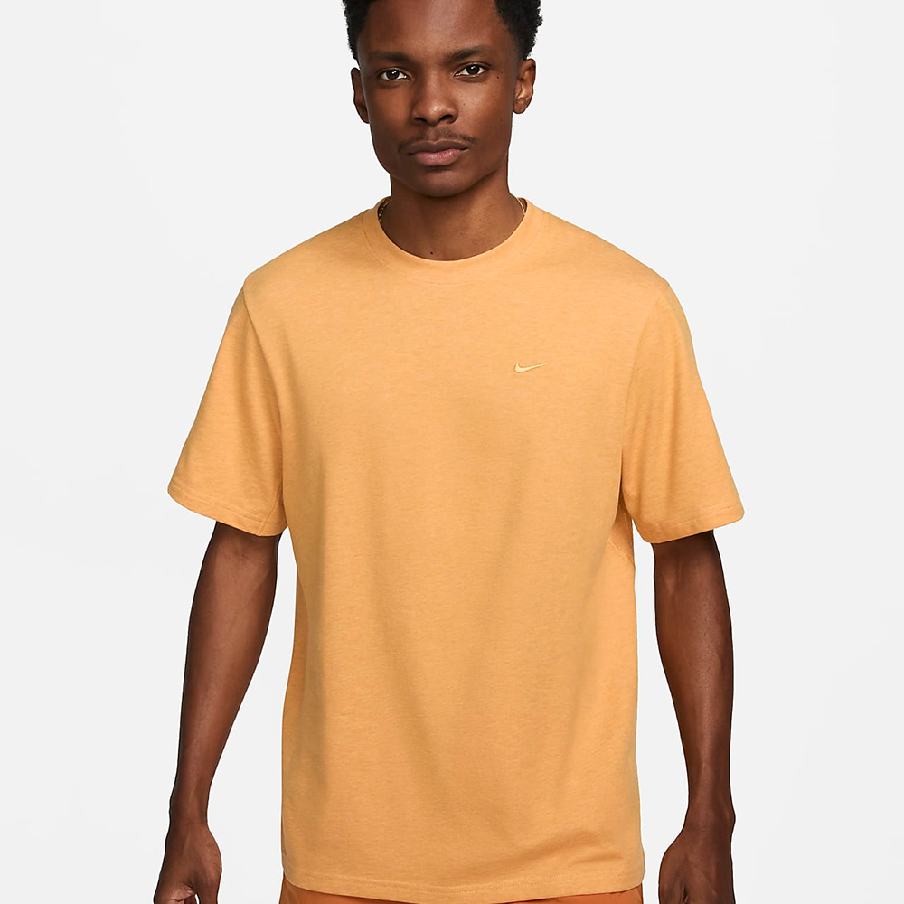 【NIKE 耐吉】Dri-FIT  速乾 短袖上衣 訓練 AS M NK DF TEE 6MO GFX 1 男 白(FJ2402100) 歷史價格詳細信息