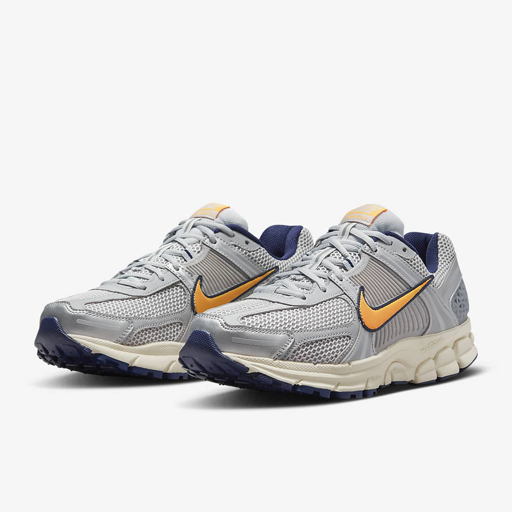 Nike Zoom Vomero 5 FJ4151-004 男 休閒鞋 運動 復古 老爹鞋 緩震 反光 金屬銀黑 歷史價格詳細信息