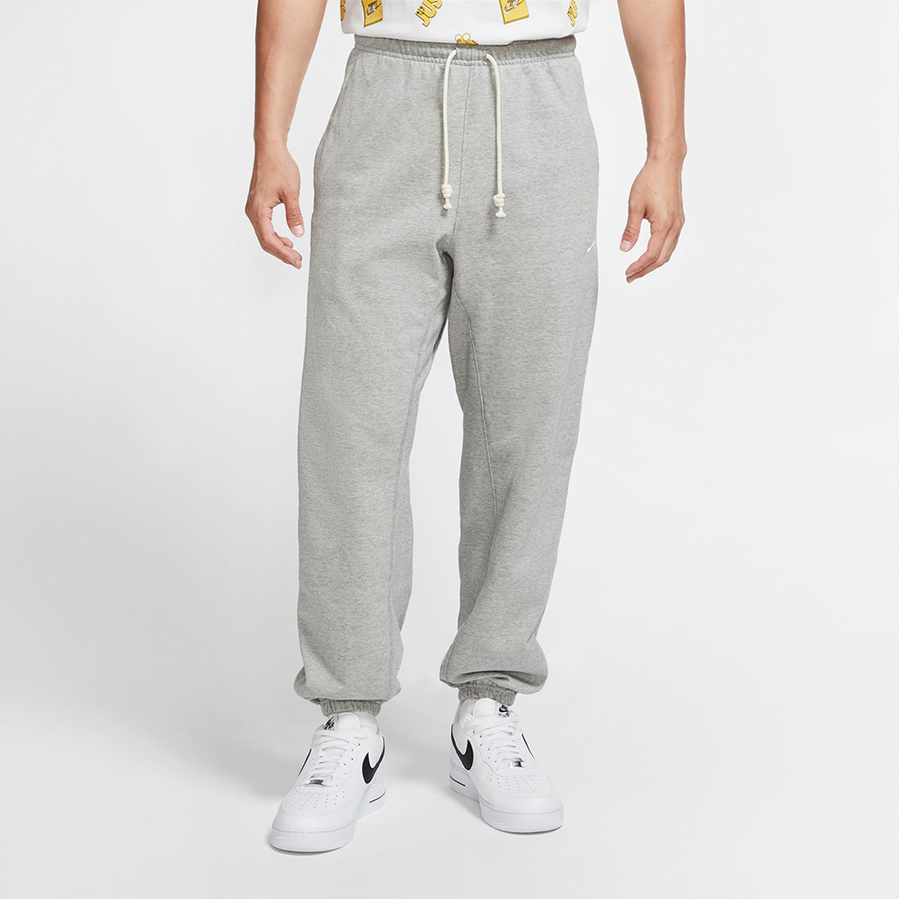 Nike 耐吉 長褲 Standard Issue Pants 男款 黑 白 抽繩 拉鍊口袋 縮口褲 棉褲 FV4028-010 歷史價格詳細信息