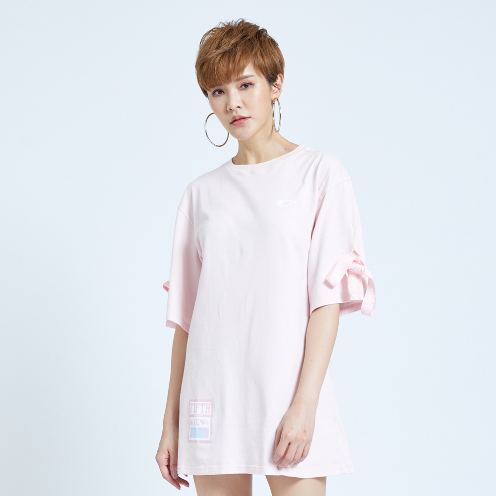 【5th STREET】女寬版側開衩短袖T恤-黑色 歷史價格詳細信息