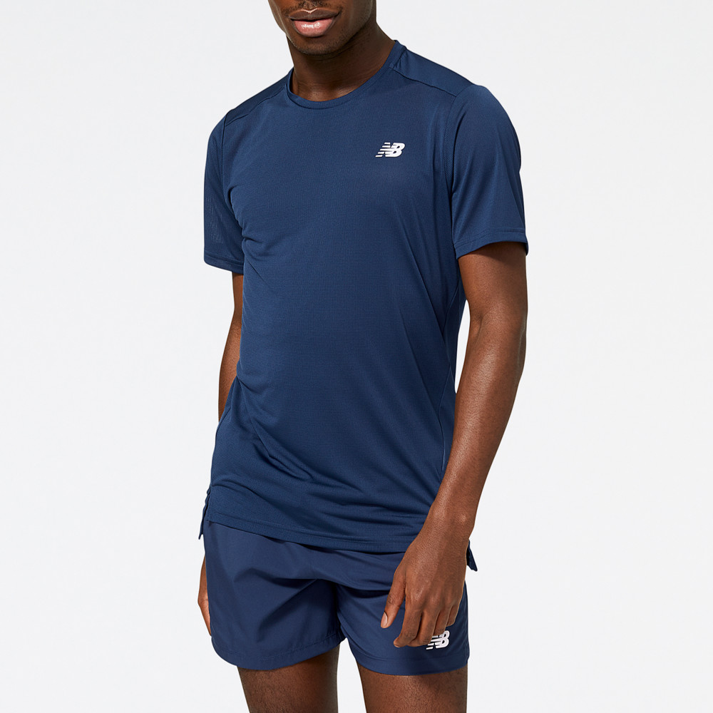 【New Balance】 NB 短袖上衣_男性_深藍色_AMT23502NGO 歷史價格詳細信息