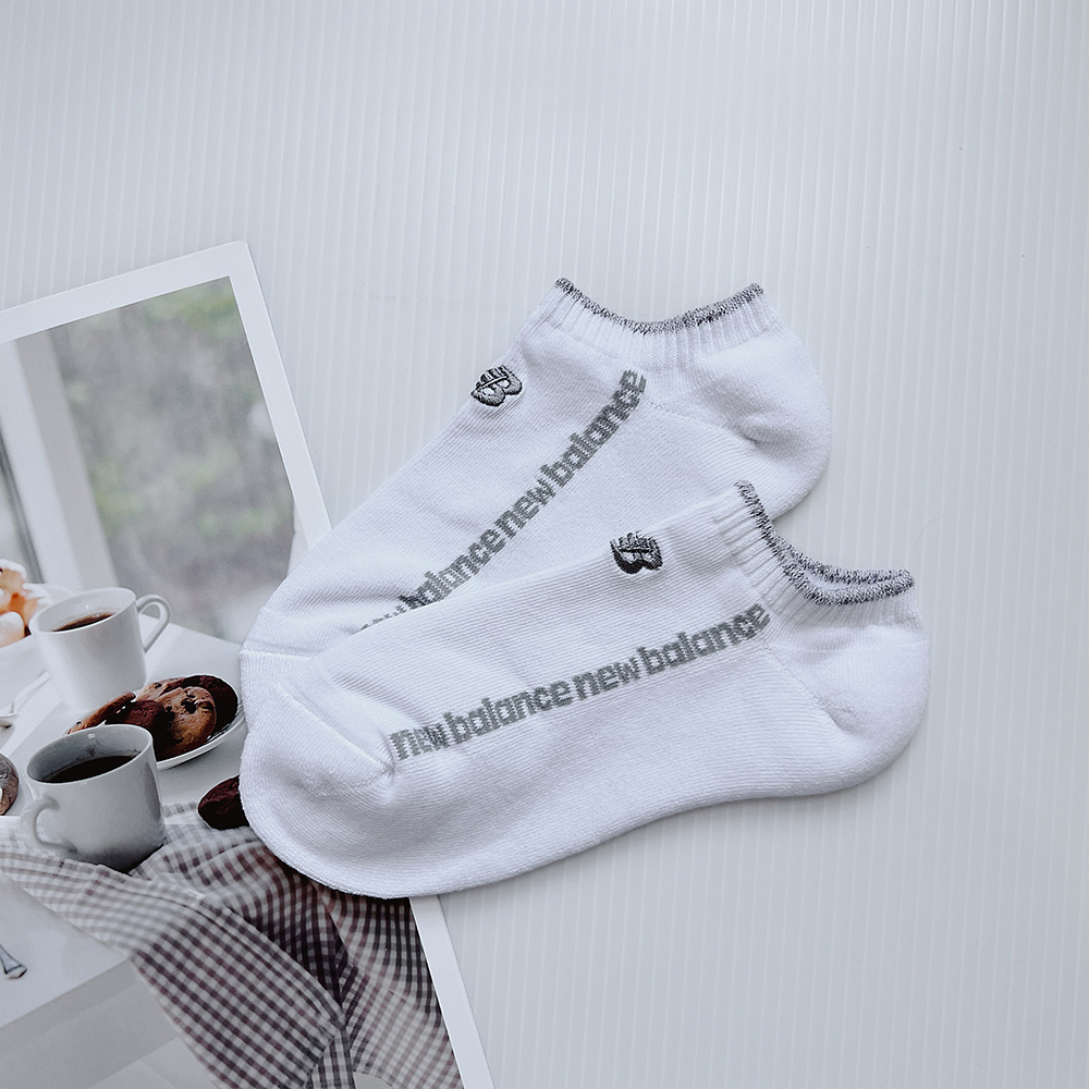 【NEW BALANCE】NB 刺繡標語長袖上衣_男性_黑色_MT41547BK(美版 版型偏大) 歷史價格詳細信息