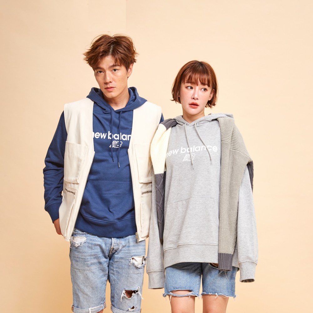 NEW BALANCE NB 帽T 簡單LOGO 連帽 長袖 淺咖色 駝色 中性 UT21500MS 歷史價格詳細信息