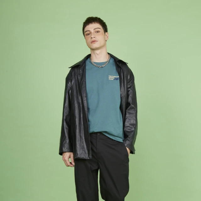 [New Balance]刺繡NB大口袋夾克外套_女性_奶白色_AWJ33550GIE 歷史價格詳細信息