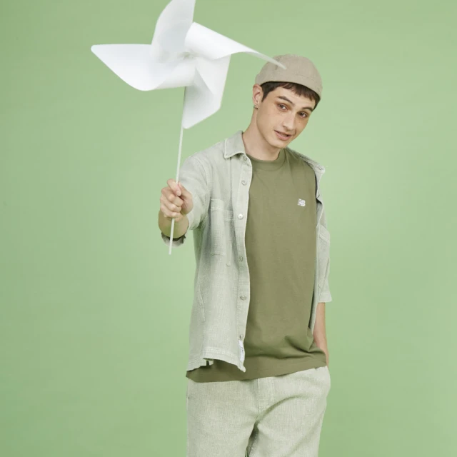 【NEW BALANCE】NB 涼感透氣短袖上衣_女性_黑色_WT33277BK(美版 版型偏大) 歷史價格詳細信息