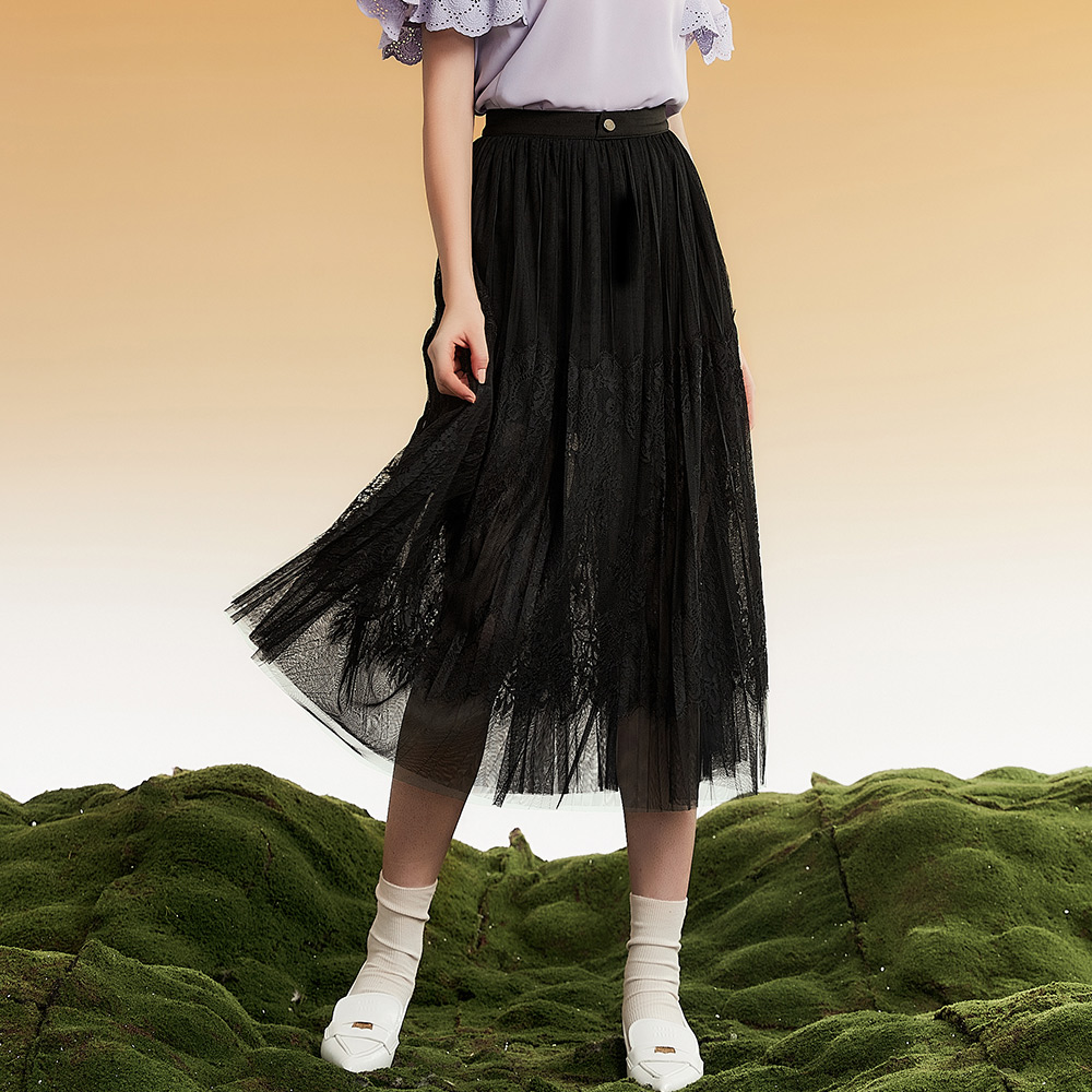 【OUWEY 歐薇】浪漫精緻刺繡蕾絲網紗無袖背心3213323008(黑/杏) 歷史價格詳細信息