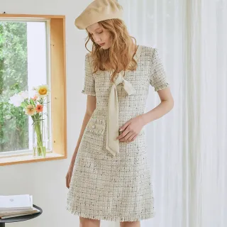 【OUWEY 歐薇】名媛甜姐V領織蔥毛呢附腰帶背心3214073005(淺藍) 歷史價格詳細信息