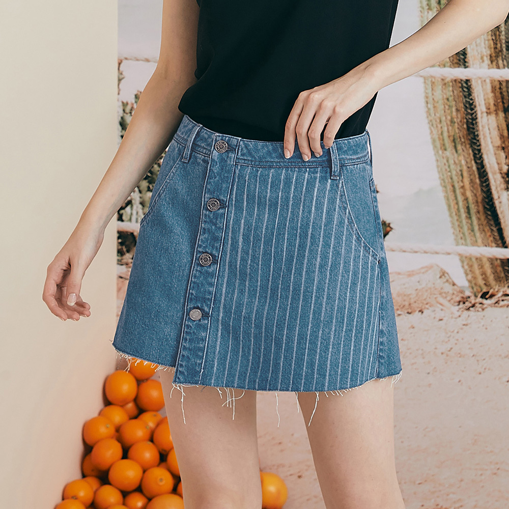 【OUWEY 歐薇】不對稱口袋造型拉鍊附腰帶短裙3222072006(卡其) 歷史價格詳細信息