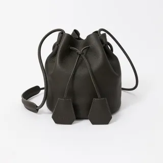 RABEANCO 真皮製 人氣包款 水餃包(大) 肩背包 手提包 發財包 有LV GUCCI 歷史價格詳細信息