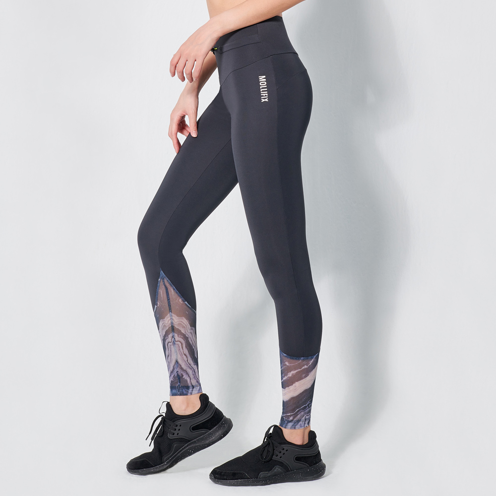 【Mollifix 瑪莉菲絲】水陸兩用速乾防曬3分褲瑜珈褲、瑜珈服、Legging(黑) 歷史價格詳細信息