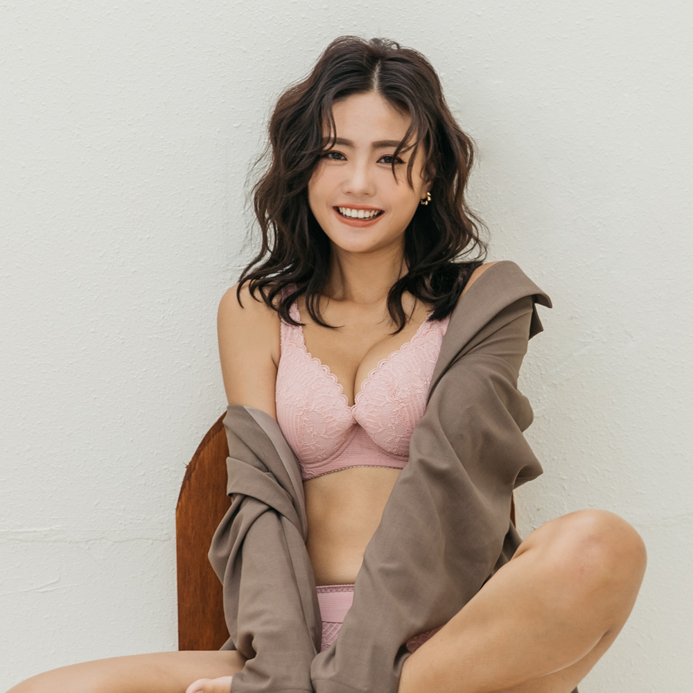 玉如內衣 強勢寵愛內衣 C D E罩 貼合 拉提 穩定 渾圓 台灣製 0693深藍綠 歷史價格詳細信息