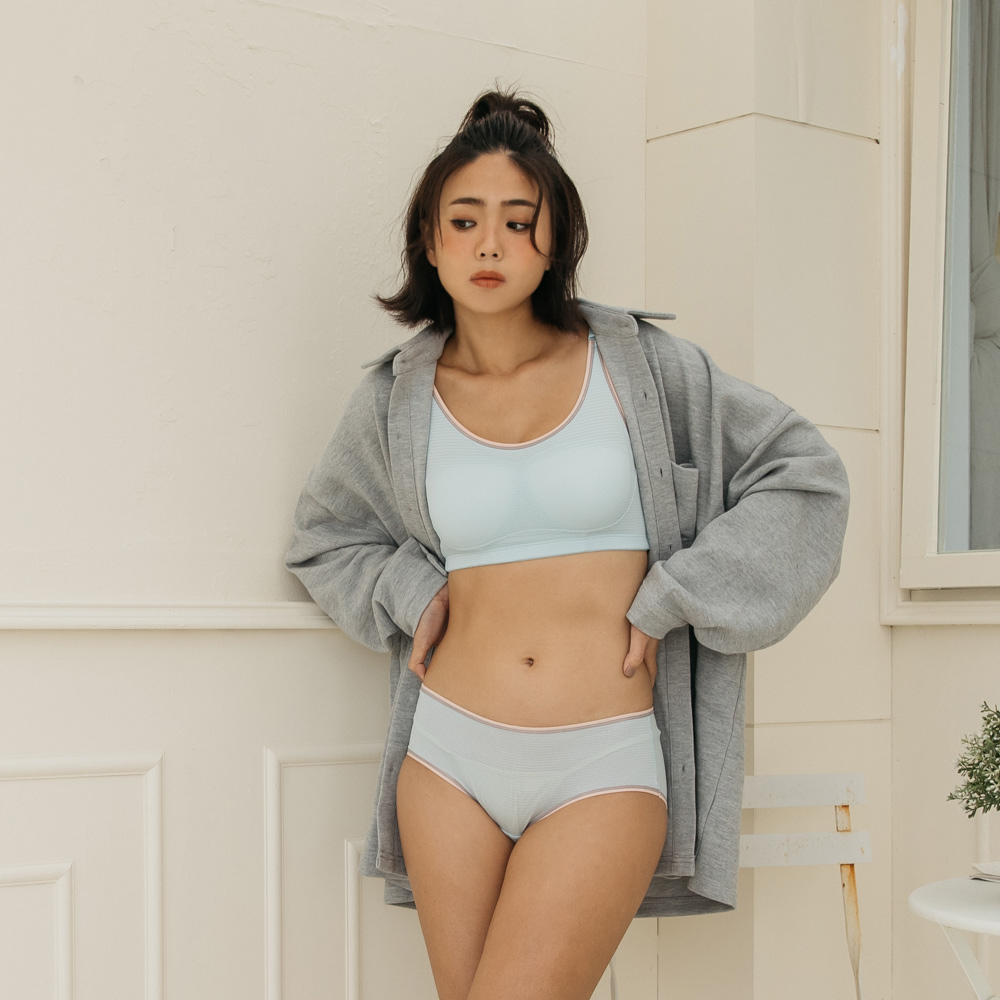 《C&B》水玉新設計風格三面屏風 歷史價格詳細信息