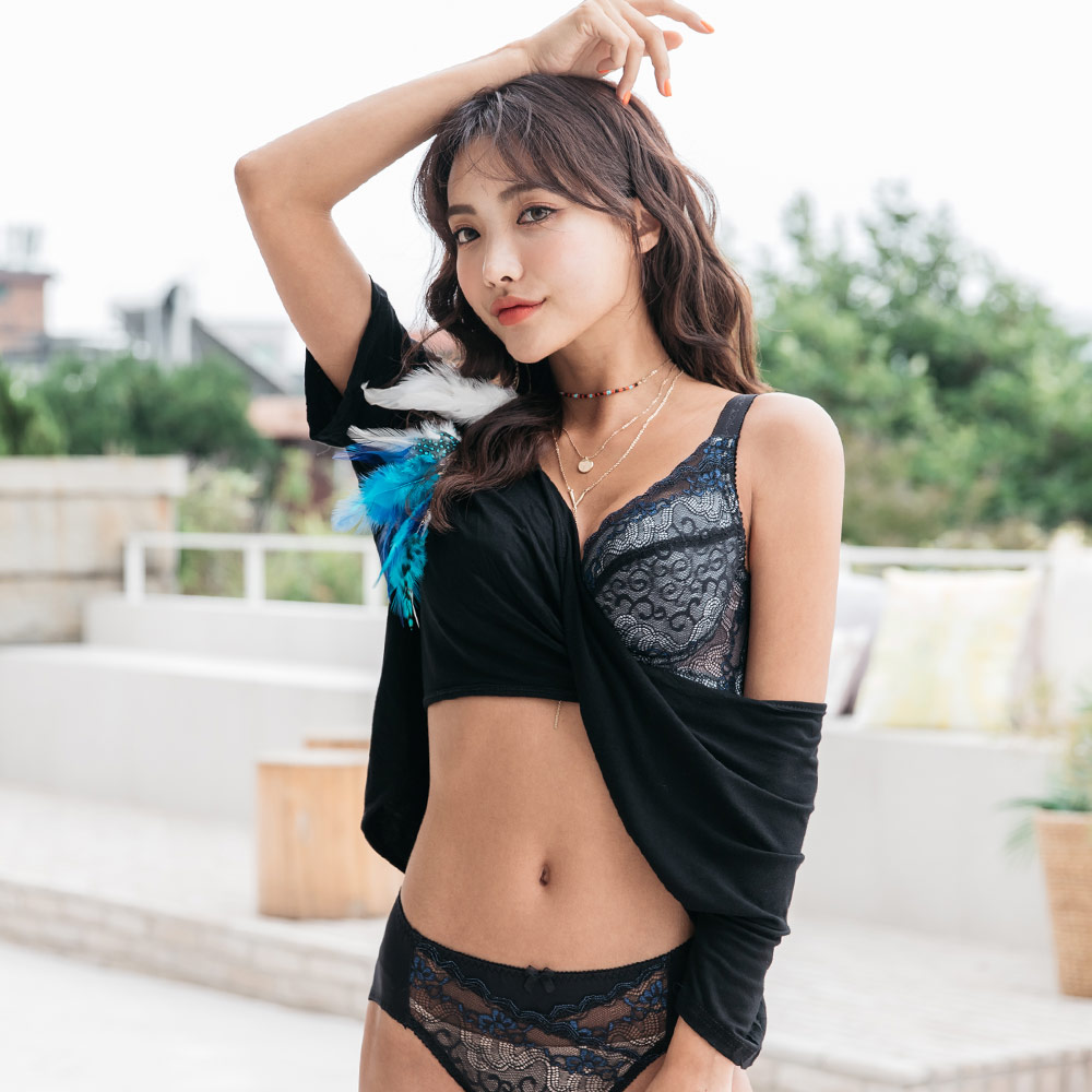 玉如內衣 四季風華內衣 CDEFG罩 經典版 包覆 穩定 集中 顯白 台灣製 0703深藍 歷史價格詳細信息