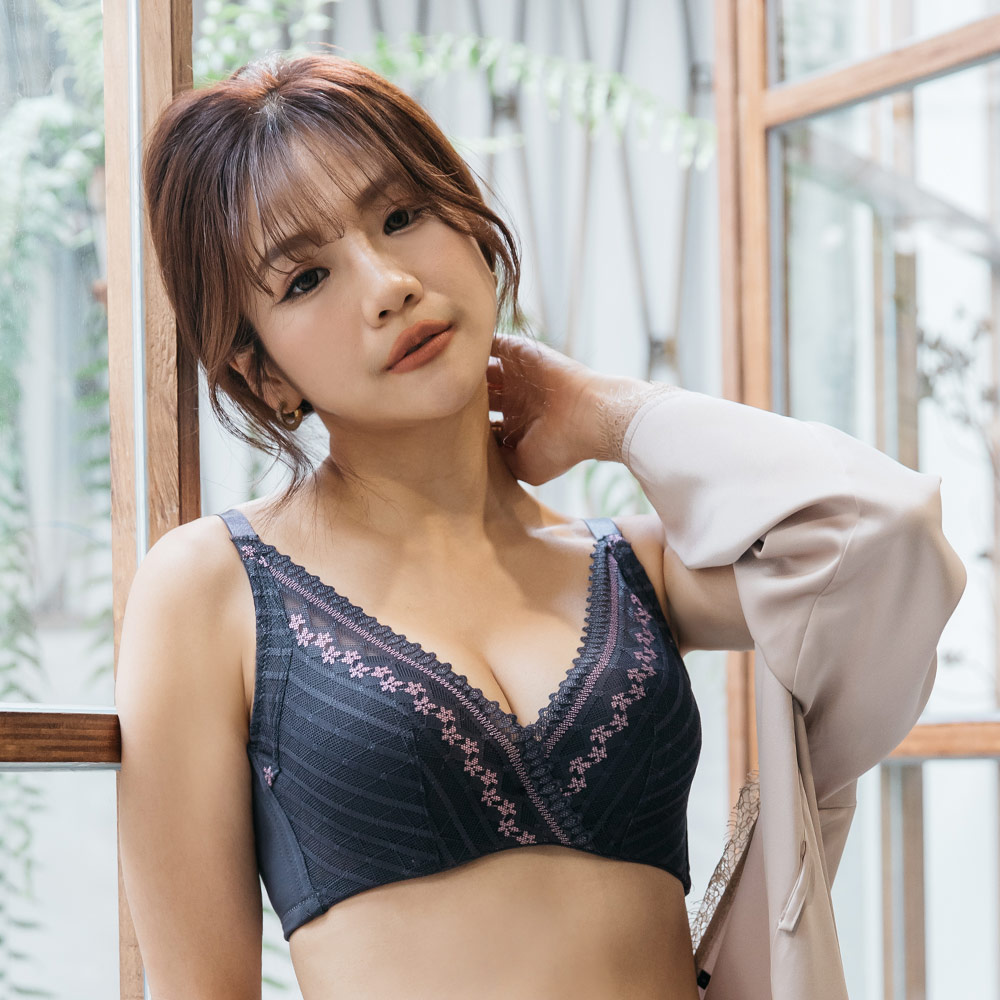 玉如阿姨 花戀自在內衣 單件配褲M L S155單件配褲 歷史價格詳細信息