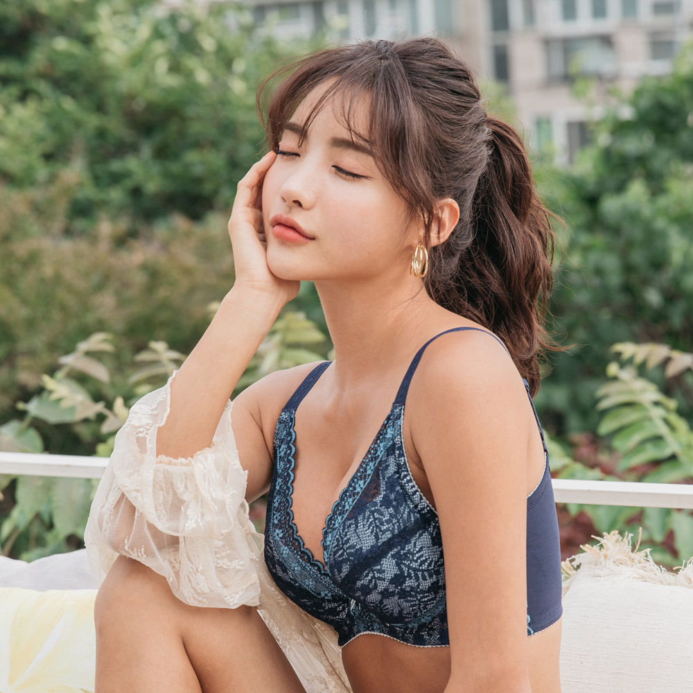 玉如阿姨 臻致挺完美內衣 長推薦 大罩杯 全包 重機能 包覆 台灣製 CDE罩 0360淺粉 歷史價格詳細信息