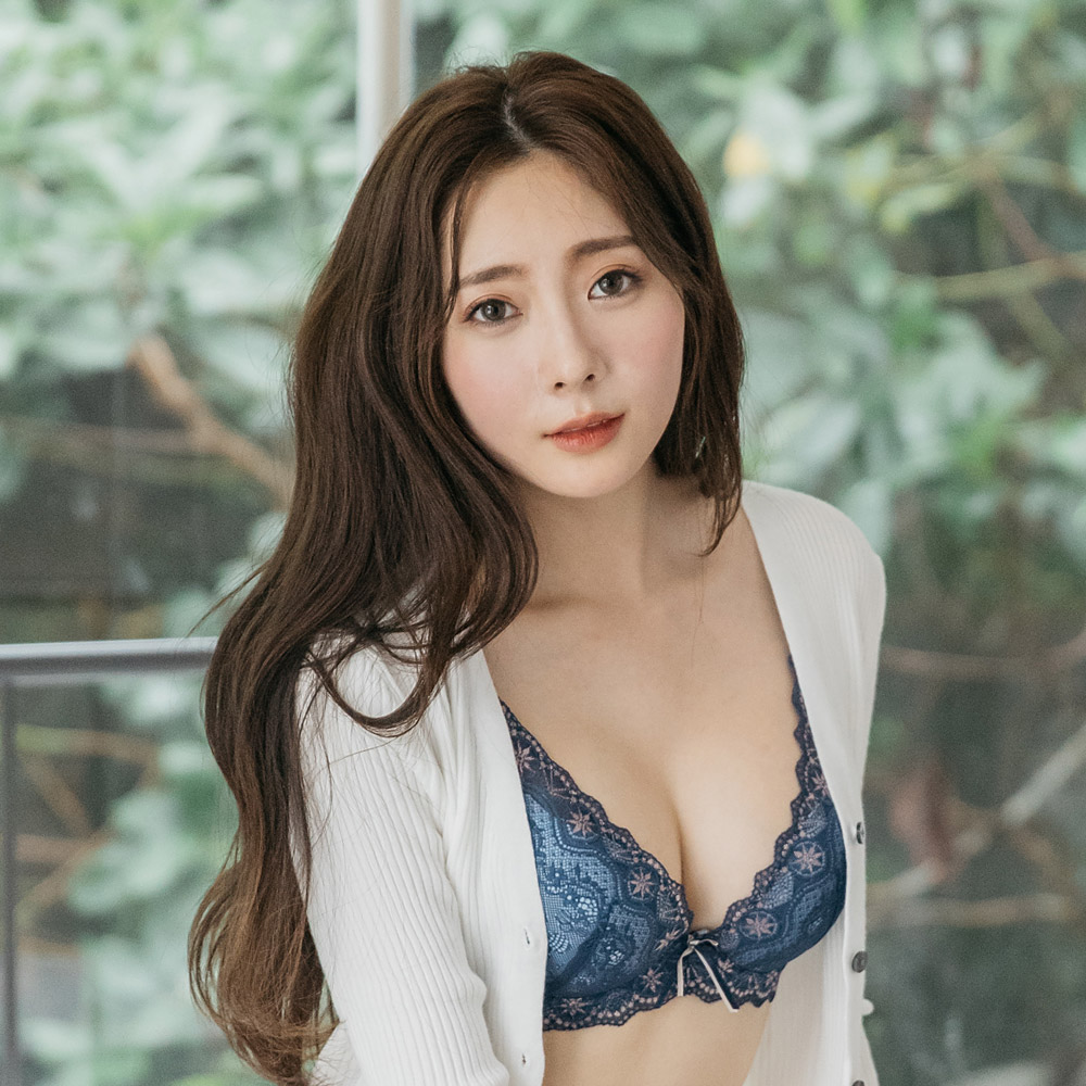 玉如阿姨  柯夢波丹內衣 大罩杯 機能 撫平 包覆 台灣製 FG罩 0464灰 歷史價格詳細信息