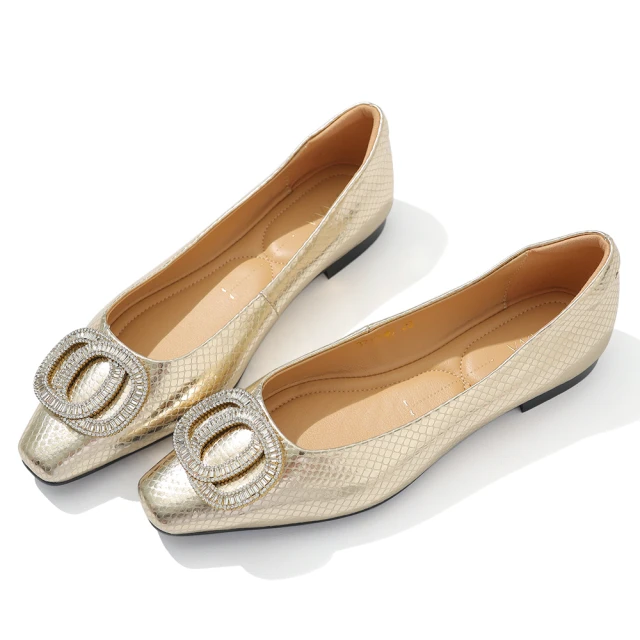 【DIANA】1.5cm壓紋牛皮珍珠馬銜釦飾低跟娃娃鞋-漫步雲端焦糖美人(奶油白) 歷史價格詳細信息