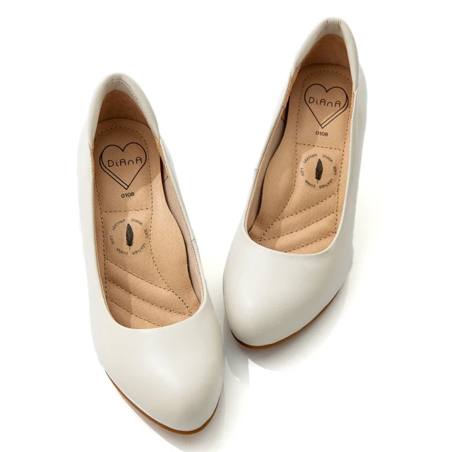 【DIANA】舒適防磨真皮素面尖頭楦細跟5公分制鞋-漫步雲端高枕無憂款(黑) 歷史價格詳細信息