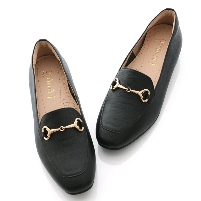 【DIANA】1.5 cm質感牛皮金屬G字母飾釦緞帶蝴蝶結低跟娃娃鞋(小黑糖) 歷史價格詳細信息