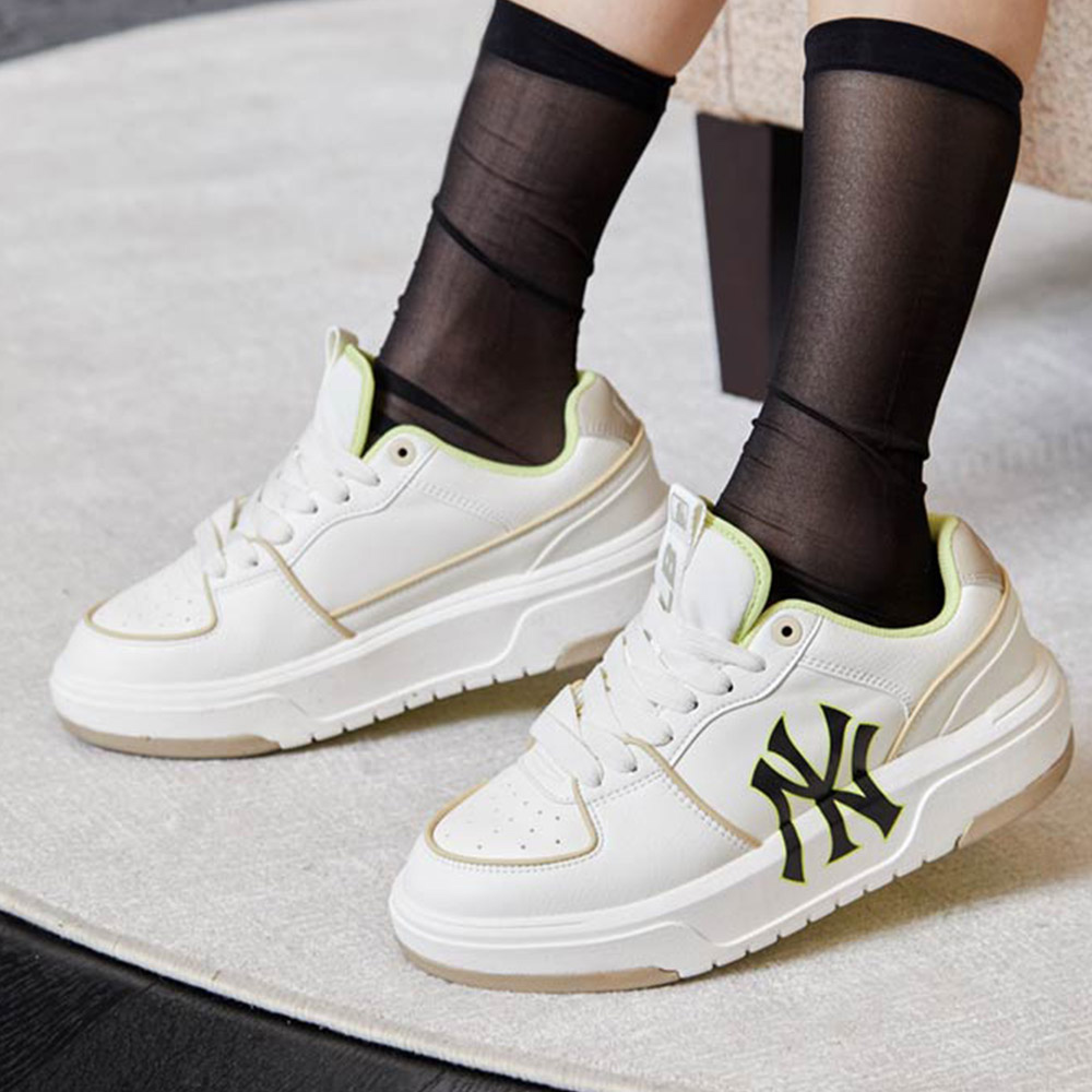 【MLB】老爹鞋 學長鞋 Chunky Liner Hologram系列 波士頓紅襪隊(3ASXCLH3N-43GRS) 歷史價格詳細信息