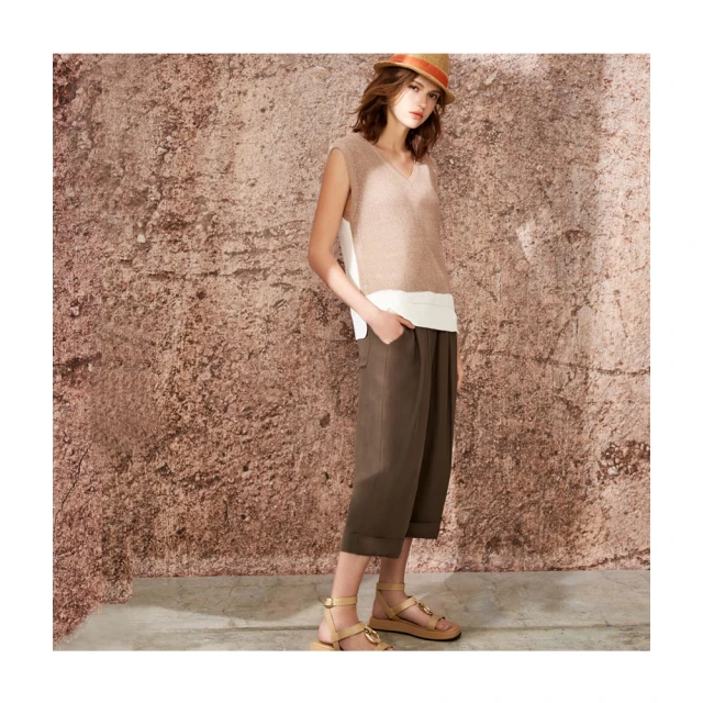 【Le Polka】橄欖綠V領極簡純棉洋裝-女 歷史價格詳細信息