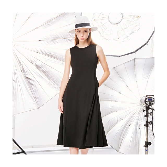 【Le Polka】傘狀異材拼接印花棉質上衣-女 歷史價格詳細信息