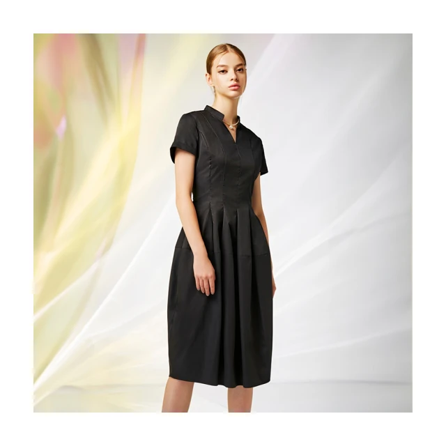 【Le Polka】優雅碧湖綠蕾絲上衣-女 歷史價格詳細信息