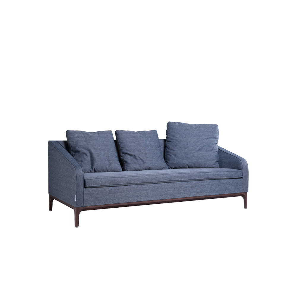 三人  作者：莎拉&bull;羅茲 ISBN：9789868870055  [書況說明] 無畫線 無註記 書皆為實拍 請參閱 歷史價格詳細信息