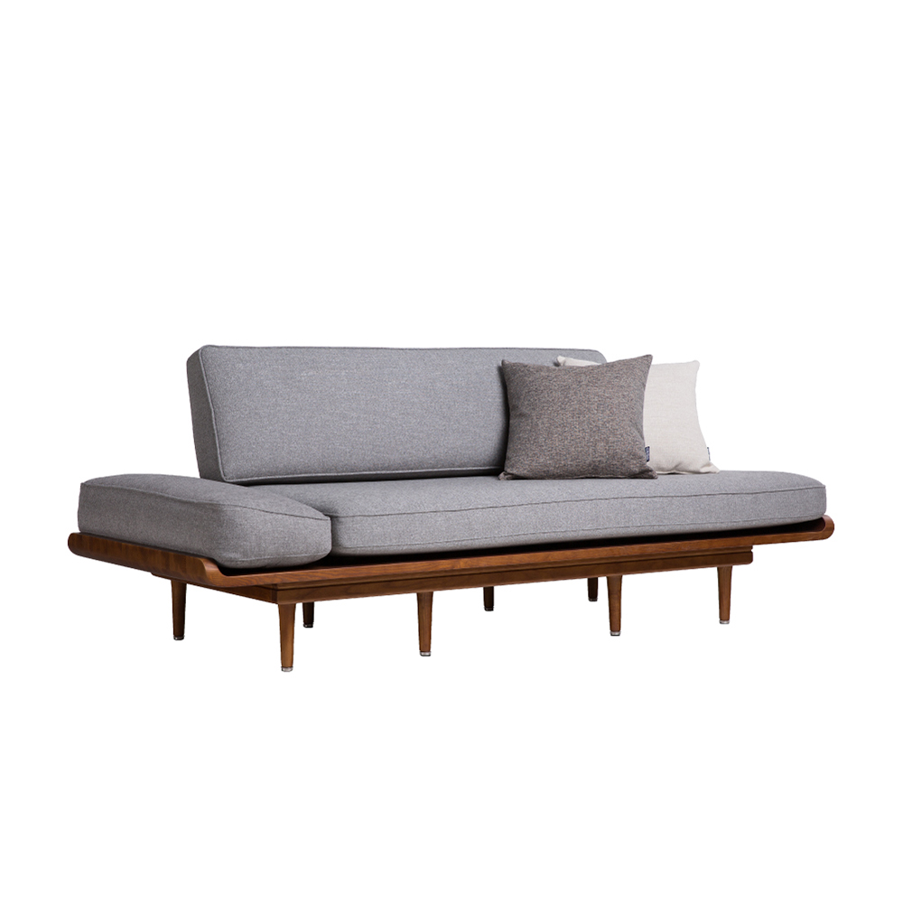 三人  作者：莎拉&bull;羅茲 ISBN：9789868870055  [書況說明] 無畫線 無註記 書皆為實拍 請參閱 歷史價格詳細信息