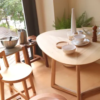 實木門(3)~早期~榫接~銅把手~菜櫥門.櫥櫃拉門~邊框是檜木~中間是實木~一對合售 歷史價格詳細信息