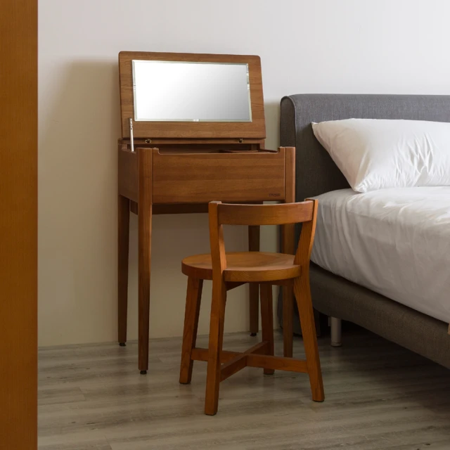 實木門(3)~早期~榫接~銅把手~菜櫥門.櫥櫃拉門~邊框是檜木~中間是實木~一對合售 歷史價格詳細信息