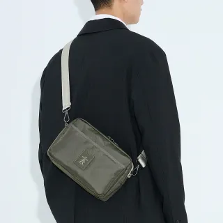 【PORTER INTERNATIONAL】經典復古LUXY斜肩包-M(全黑) 歷史價格詳細信息