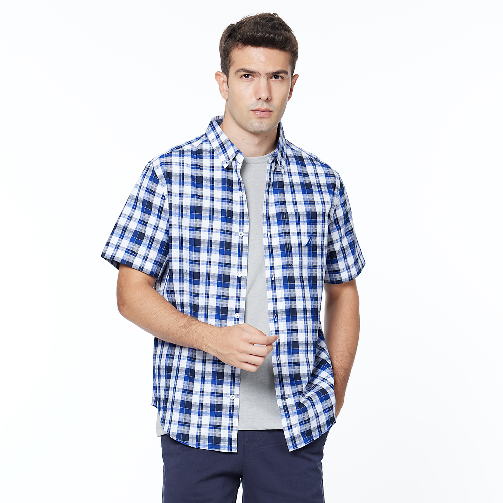 NAUTICA 男純棉短袖T恤 黑色款 S 尺寸 前方印有經典品牌LOGO 特價:700元 亞洲版型 女生也可以穿喔 歷史價格詳細信息