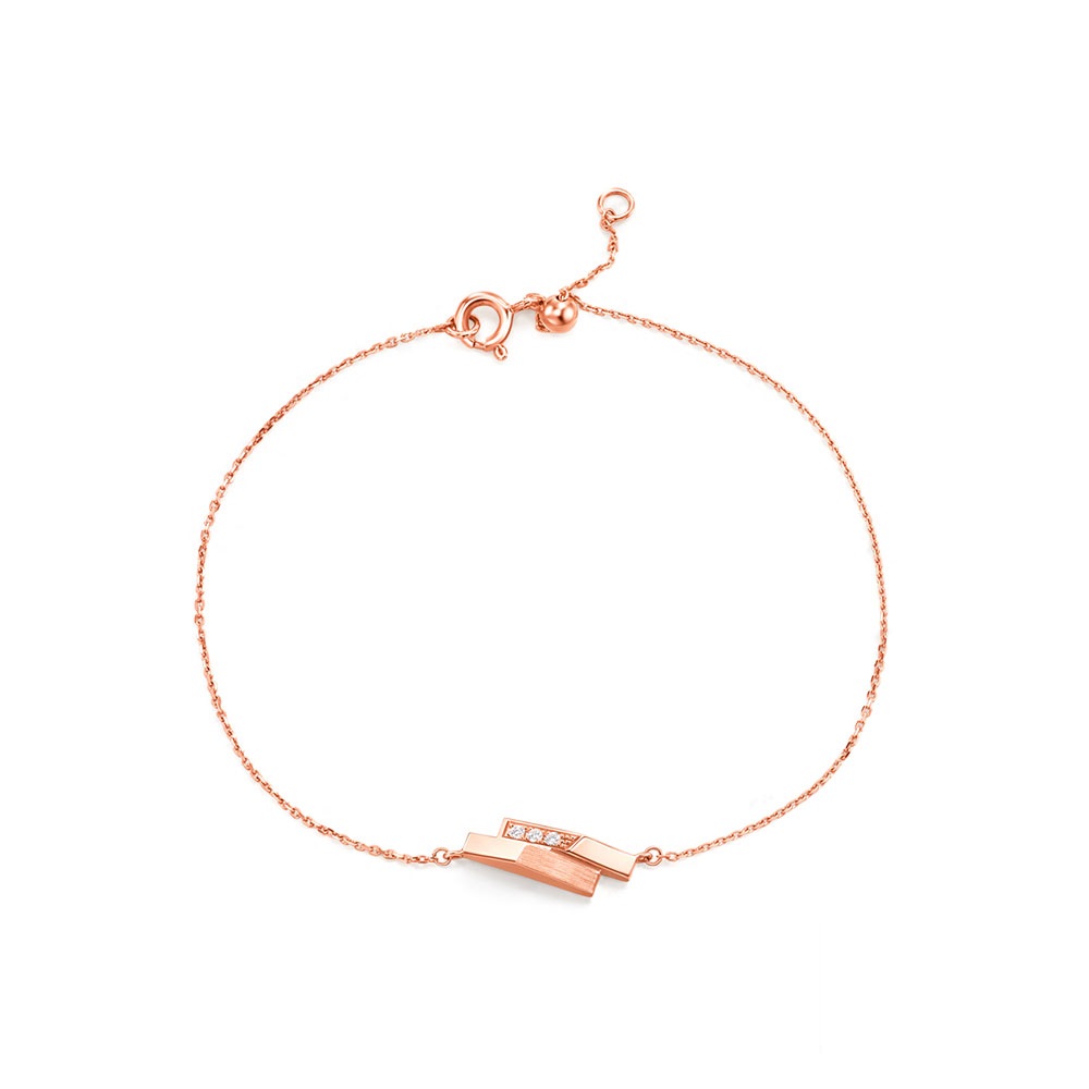 【周大福】拉絲花卉耳環_計價黃金 歷史價格詳細信息