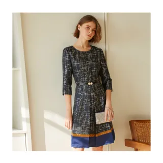 【en-suey 銀穗】線上獨家 簡約風背後開衩上衣-女(寬版) 歷史價格詳細信息