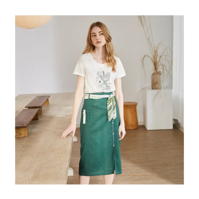 【en-suey 銀穗】口袋口小V設計彈性內搭長褲-女 歷史價格詳細信息