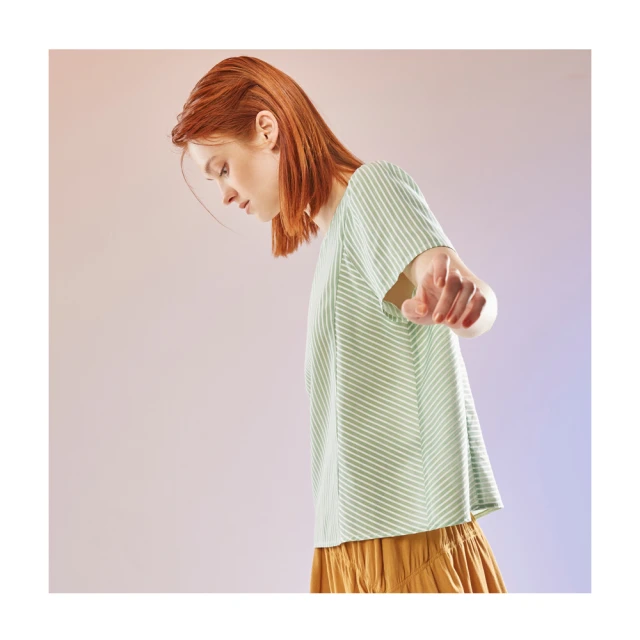 【Diffa】撞色條紋緹花上衣-女 價格比較,價格查詢,歷史價格詳細信息