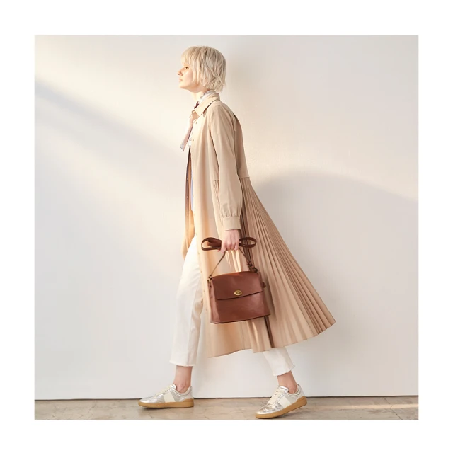 【Diffa】壓紋拉鍊外套-女 歷史價格詳細信息