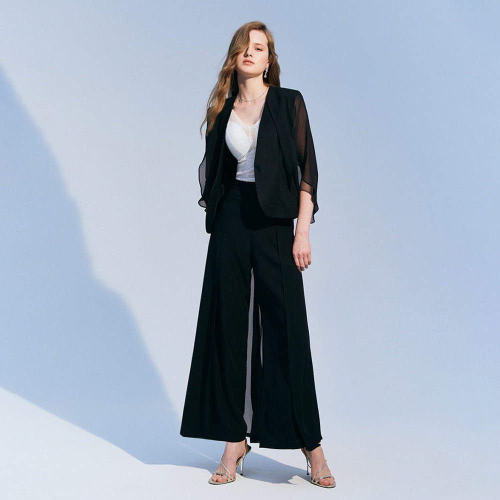 【MOMA】優雅V型領打褶上衣(三色) 歷史價格詳細信息