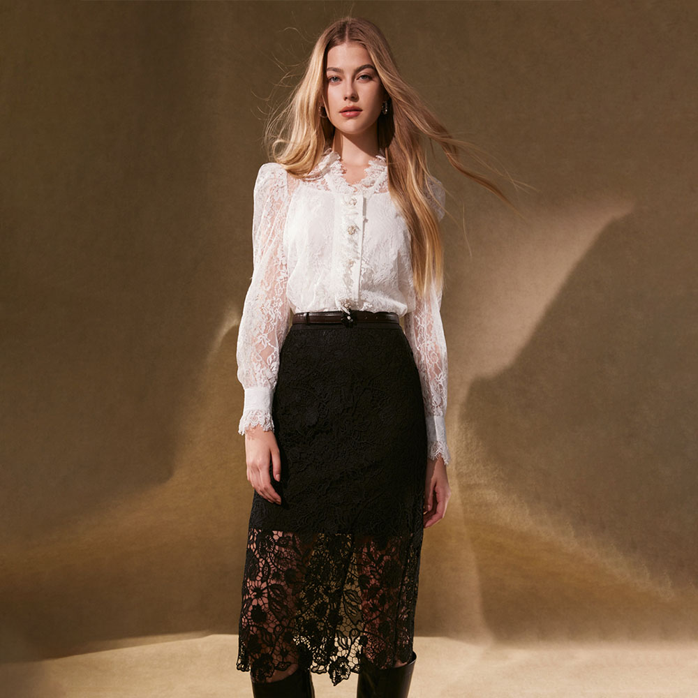 【MOMA】優雅V型領打褶上衣(三色) 歷史價格詳細信息