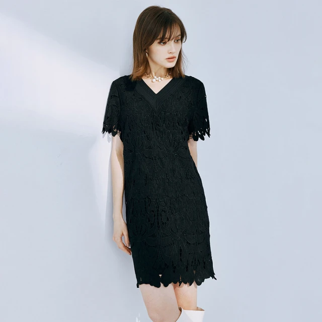 【MOMA】優雅V型領打褶上衣(三色) 歷史價格詳細信息