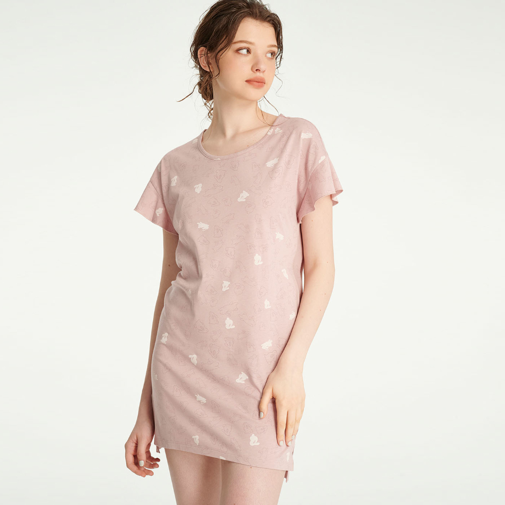 〔暖心療癒小時光〕可愛動物刺繡：飾品＆布小物應用全集20種基礎針法 × 24款插畫風動物刺繡教學 × 12種質感手作小配件示範 ×（內含【可愛動物刺繡全材料包套組──摘花小刺蝟】）/松本千慧/ 松本美慧 文鶴書店 Crane Publish 歷史價格詳細信息