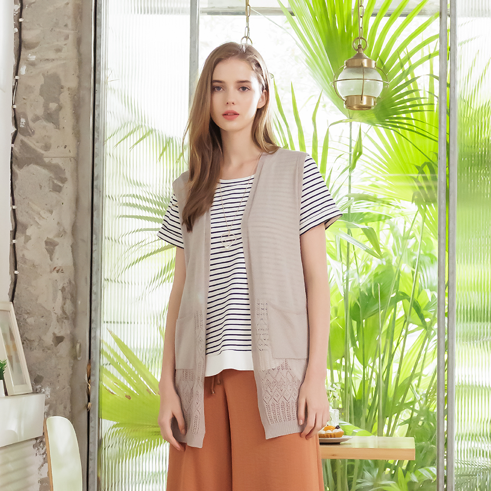 【CUMAR】圓領條紋百搭-女長袖針織衫 條紋 黑 白(二色/版型適中) 歷史價格詳細信息