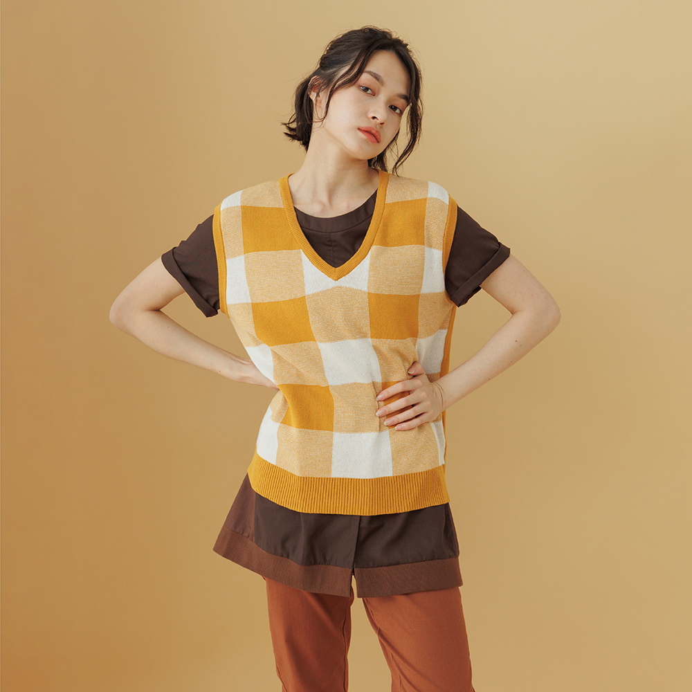 【MOSS CLUB】V領大方格-女無袖針織衫 背心 藍 灰 黃(三色/魅力商品/版型適中) 歷史價格詳細信息