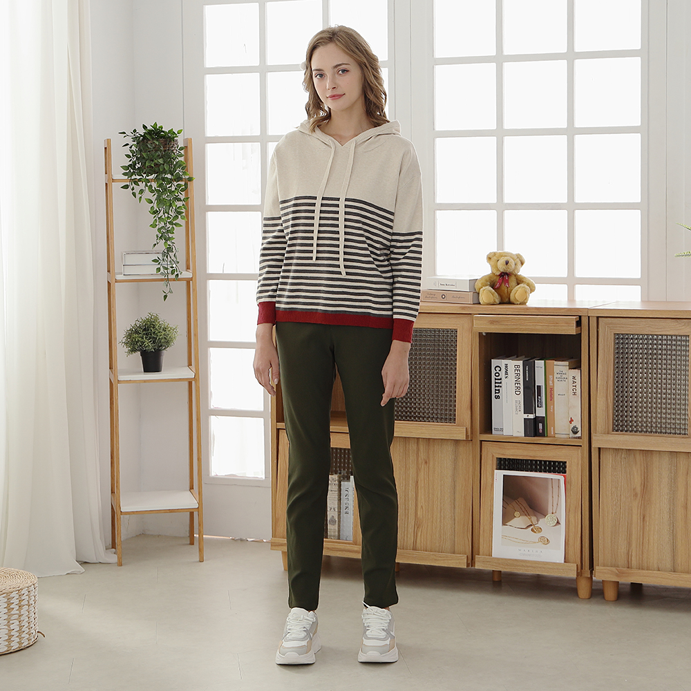 【CUMAR】率性柔美-簡約美型小鉚釘裝飾粗高跟長靴 - 深海藍黑 歷史價格詳細信息