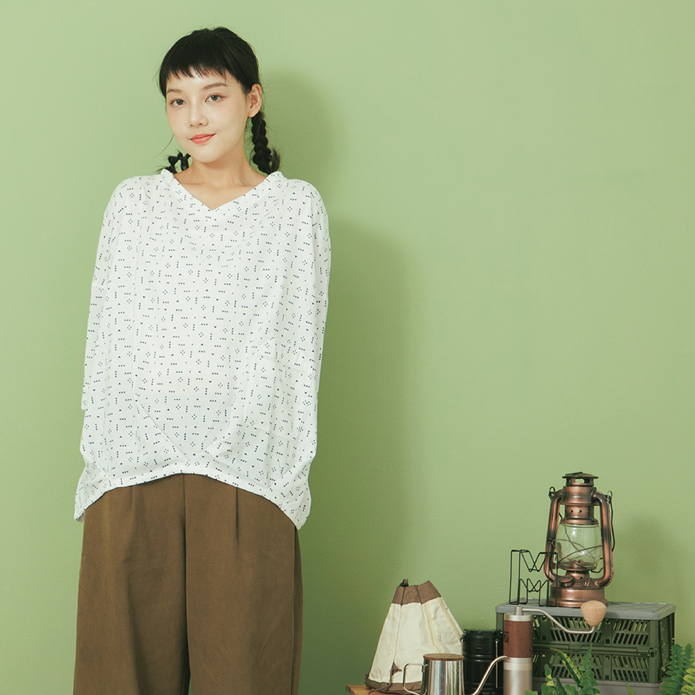 【MOSS CLUB】幾何三角印花-女長袖襯衫 印花 藍 紫(二色/魅力商品/版型適中) 歷史價格詳細信息